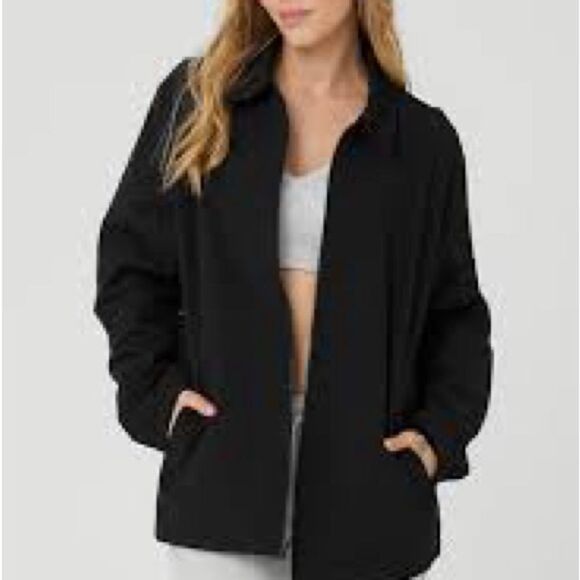 Venezia Black Utility Jacket with Timeless Appeal - Picture 1 of 4